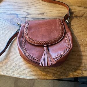 Jen & Co Penelope Vegan Leather Saddle Bag